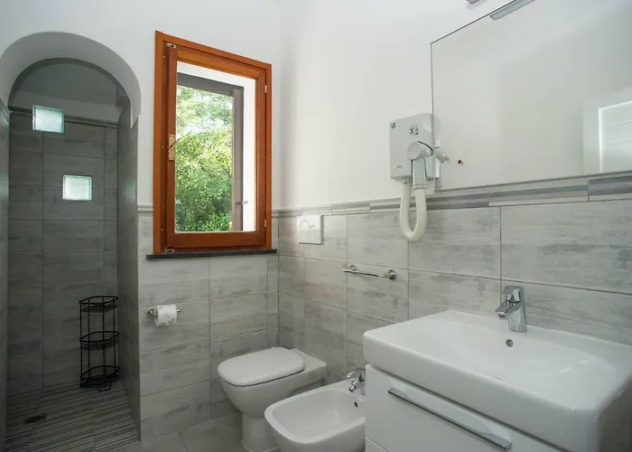 Le Mimose Apartamento Lacona