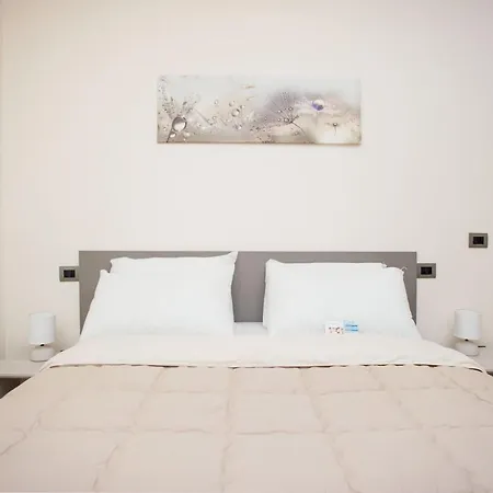 Le Mimose * Лакона